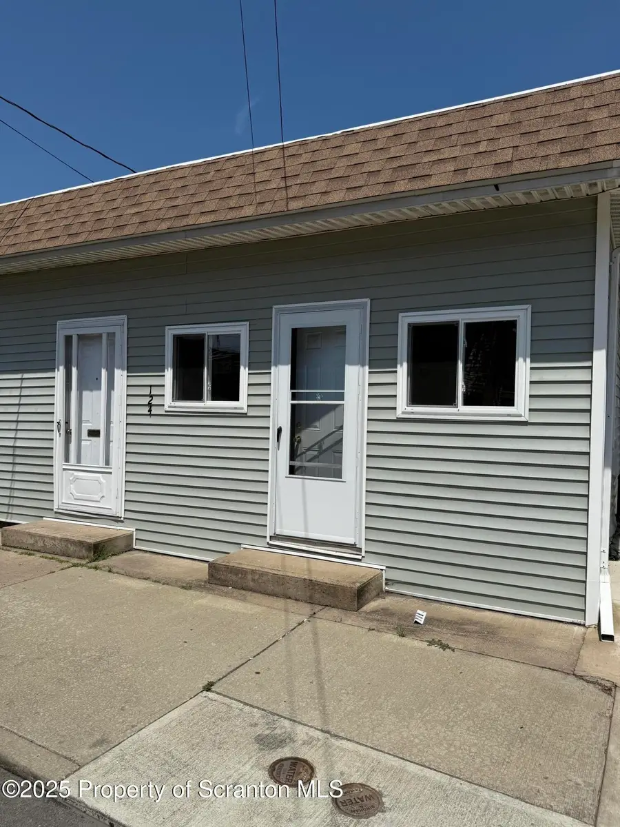 124 Delaware Avenue, Olyphant, PA 18447 - Image #2