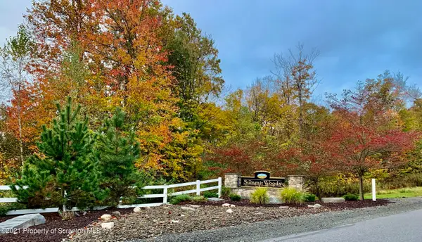 449 Summit Woods, Roaring Brook Twp, PA 18444