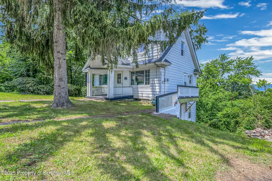 826 Moltke Avenue, Scranton, PA 18505 - Image #2