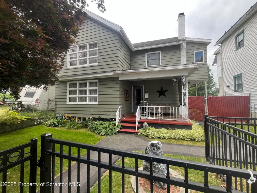 328 E Elm Street, Scranton, PA 18505 - Image #2