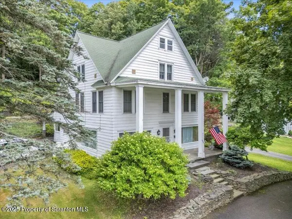 425 Lake Avenue, Montrose, PA 18801