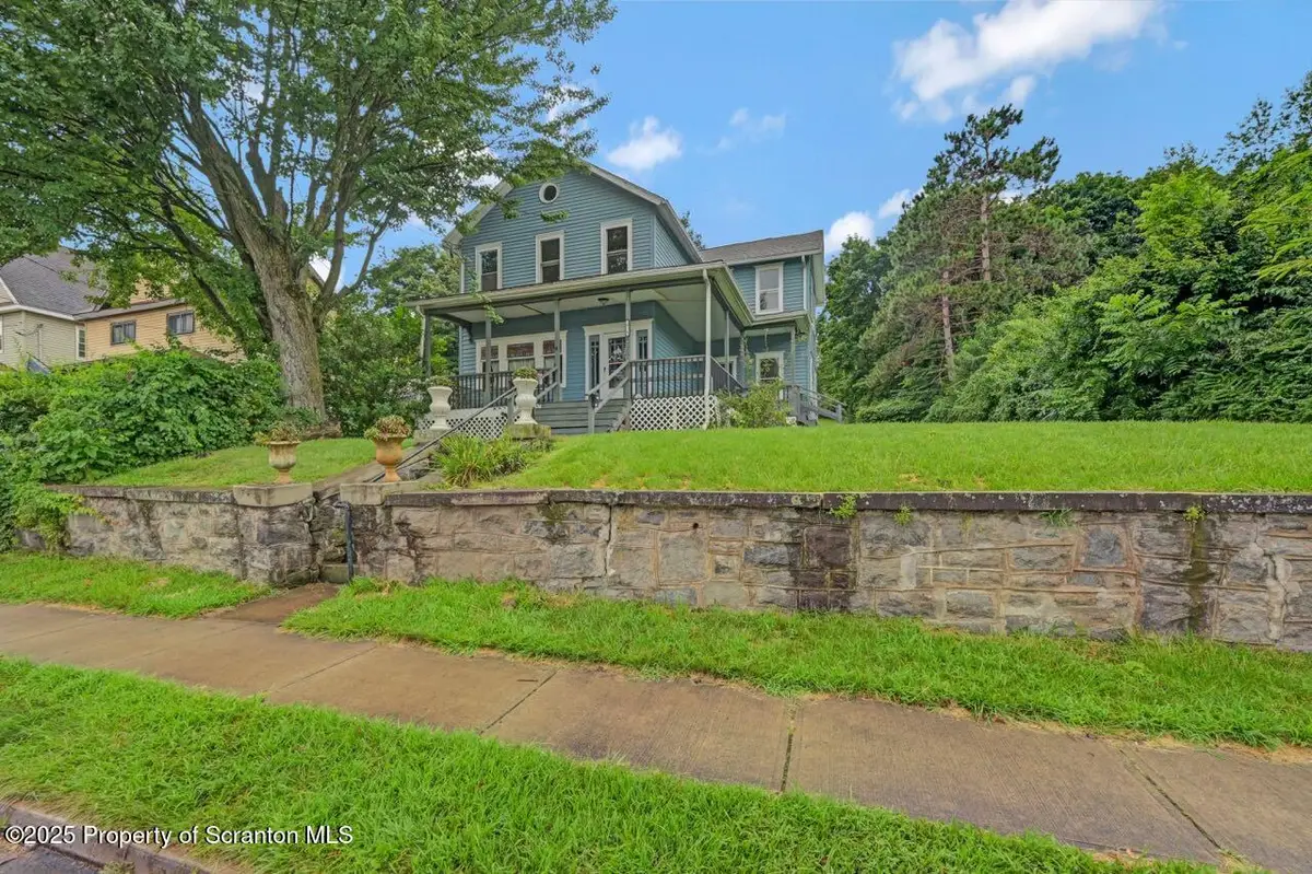 910 S Valley Avenue #L17, Olyphant, PA 18447 - Image #1