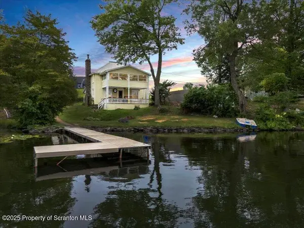 199 South Point Road, Montrose, PA 18801