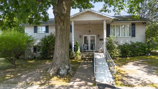 915 Johns Drive, Moosic, PA 18507