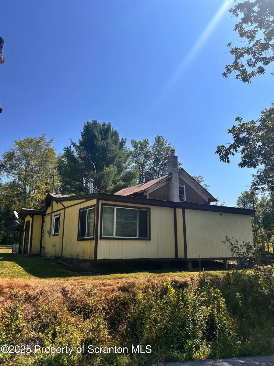 828 E Avery Station, Tunkhannock, PA 18657 - Image #3