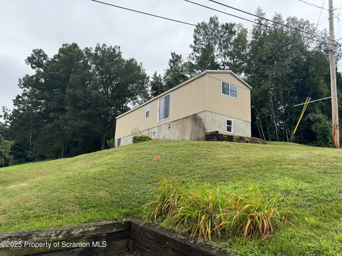 1002 Ridge Street #L 38, Olyphant, PA 18447 - Image #1