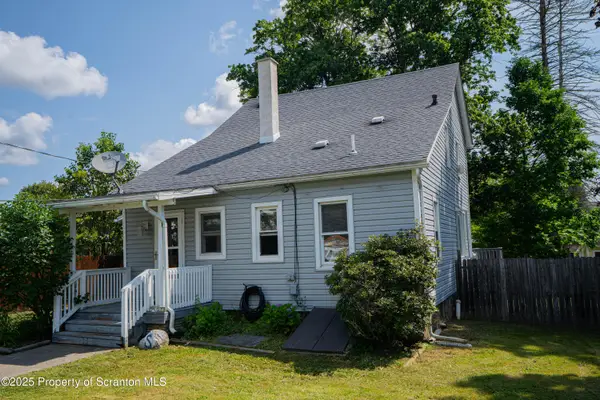 109 Orchard Street, Moscow, PA 18444