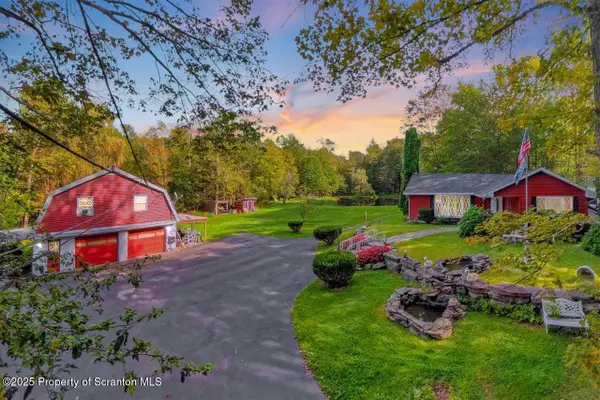 68 Main Street, Gouldsboro, PA 18424