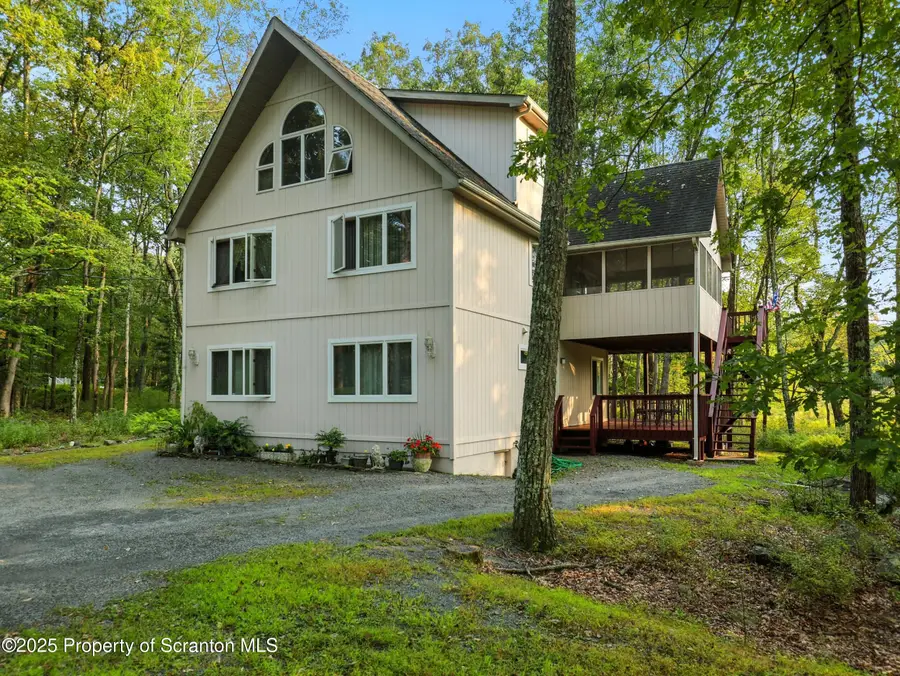 115 Buckboard Lane, Lords Valley, PA 18428 - Image #2