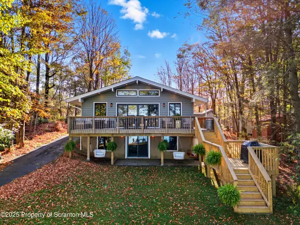 1010 Crystal Lake Boulevard, Fell Twp, PA 18407