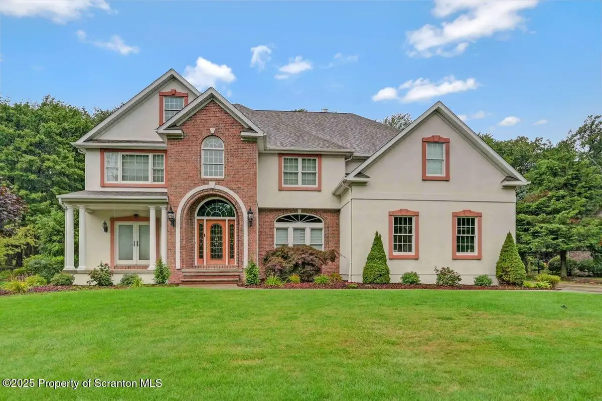 922 Old Logger Road, Moscow, PA 18444 - Image #1