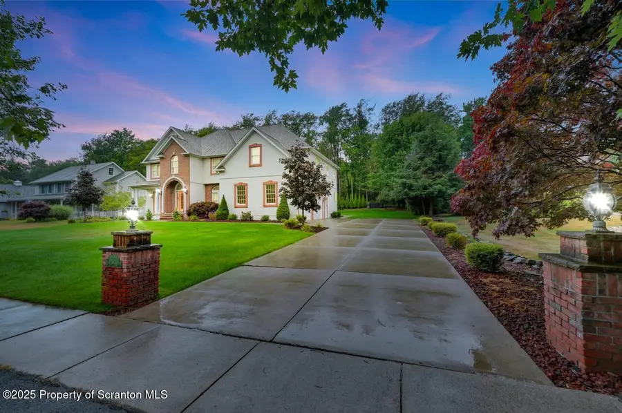 922 Old Logger Road, Moscow, PA 18444 - Image #3