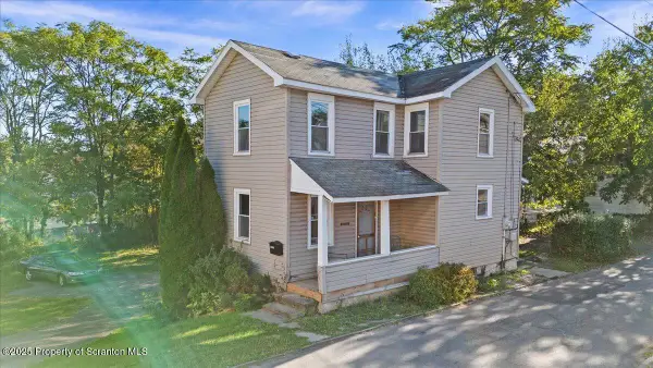 218 Moyallen Street, Wilkes-Barre, PA 18701