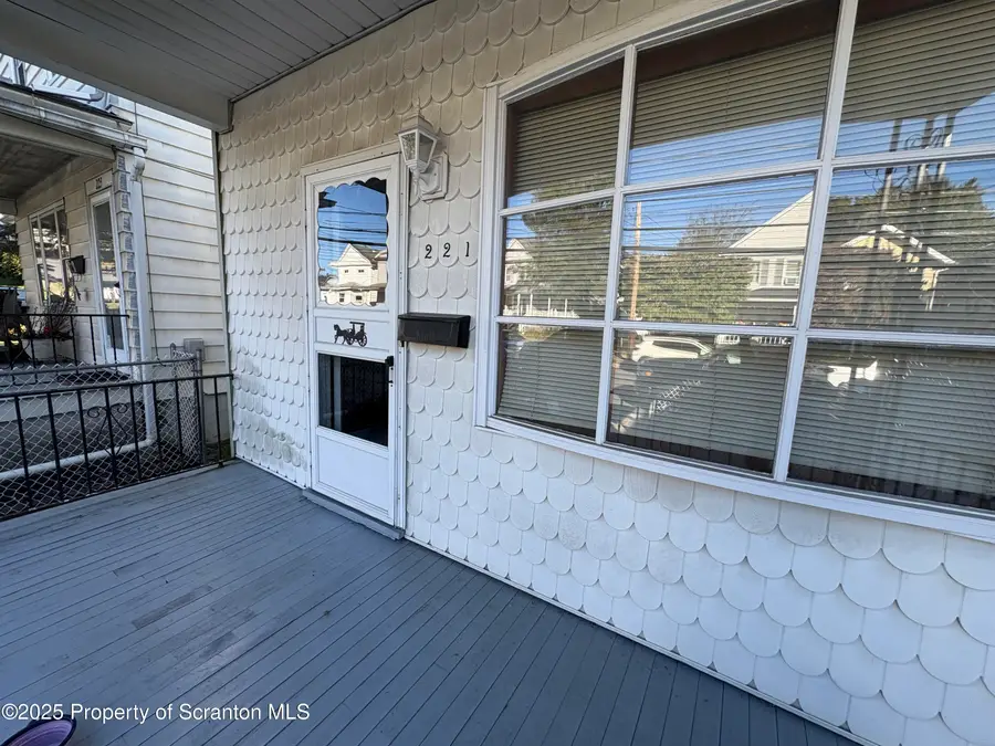 221 E Thomas Street, Wilkes Barre, PA 18705 - Image #2