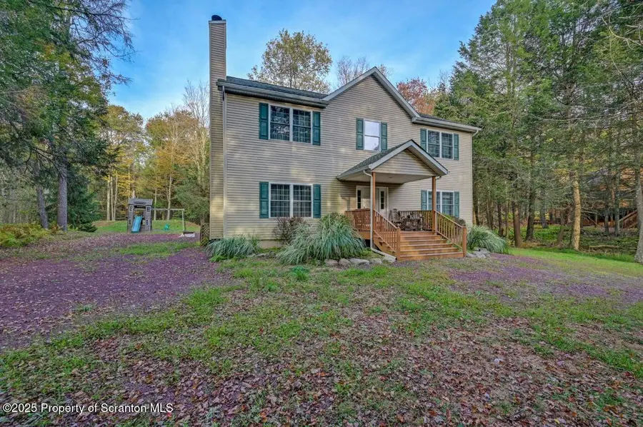 130 Delbert Drive, Gouldsboro, PA 18424 - Image #3