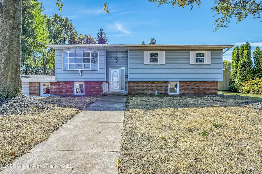 604 Marjorie Drive, Dunmore, PA 18512 - Image #2