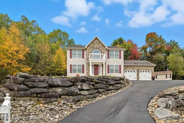 100 Ryan Drive, Moosic, PA 18507