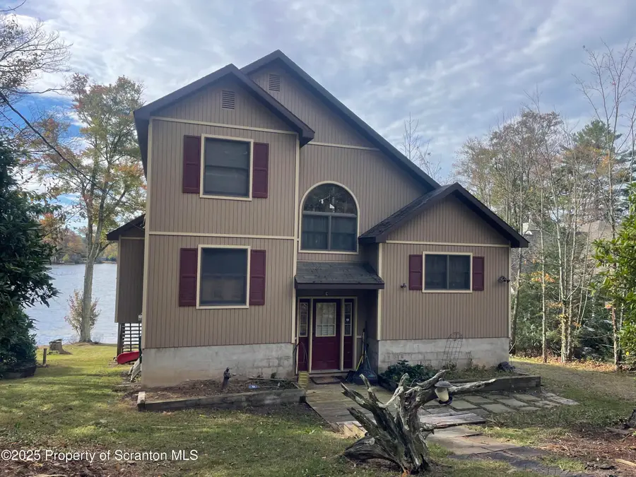 111 E Island Lane, Lake Ariel, PA 18436 - Image #2