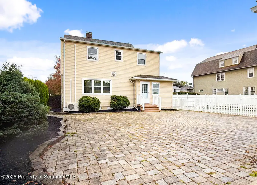 100 N Loveland Avenue, Kingston, PA 18704 - Image #3