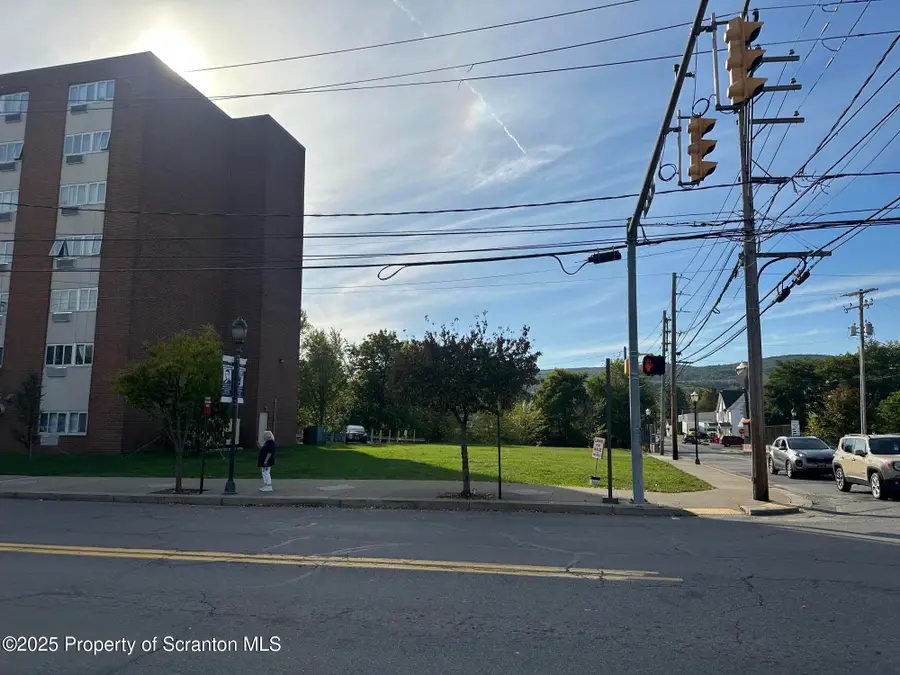 48 S Main Street S, Carbondale, PA 18407 - Image #2