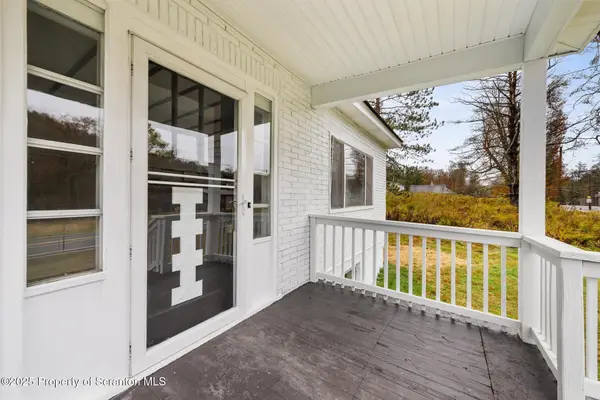 75 Hamlin Highway, Moscow, PA 18444