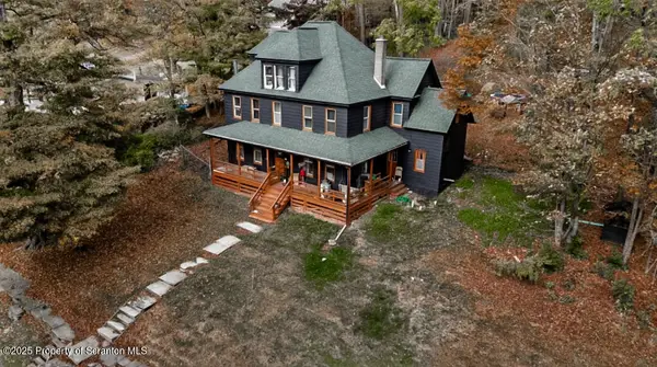 565 Lake Avenue, Montrose, PA 18801