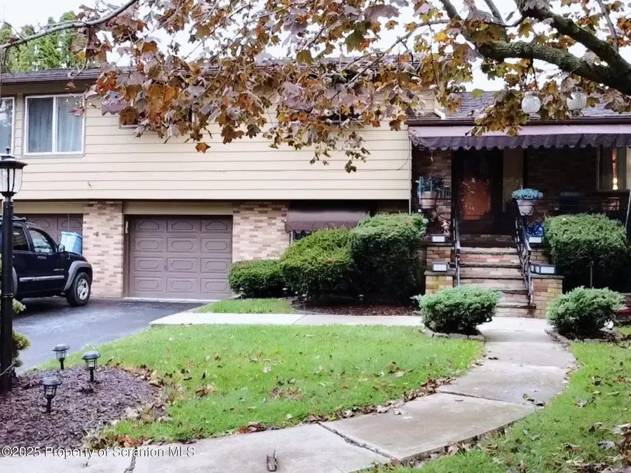 215 Lake Scranton Road, Scranton, PA 18505 - Image #3