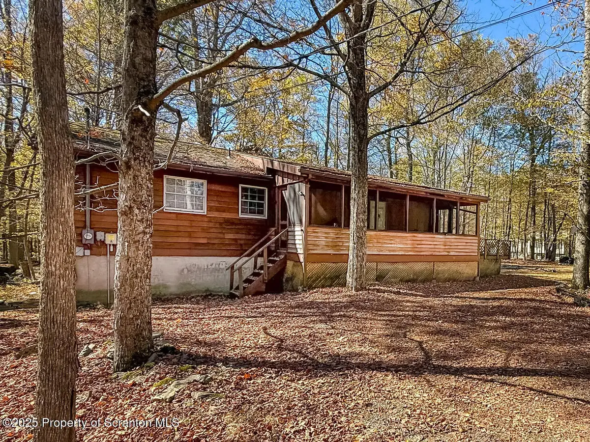 3502 Chestnut Hill Drive, Lake Ariel, PA 18436 - Image #1