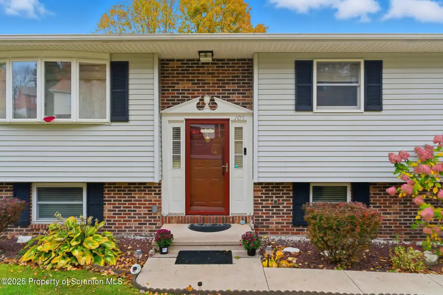 105 Fern Way, South Abington Township, PA 18411 - Image #2