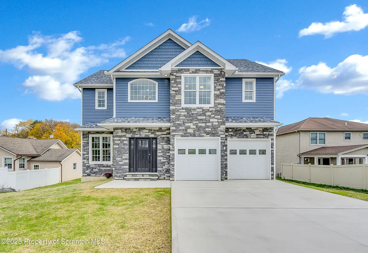 11 Riverview Drive, Jessup, PA 18434 - Image #1