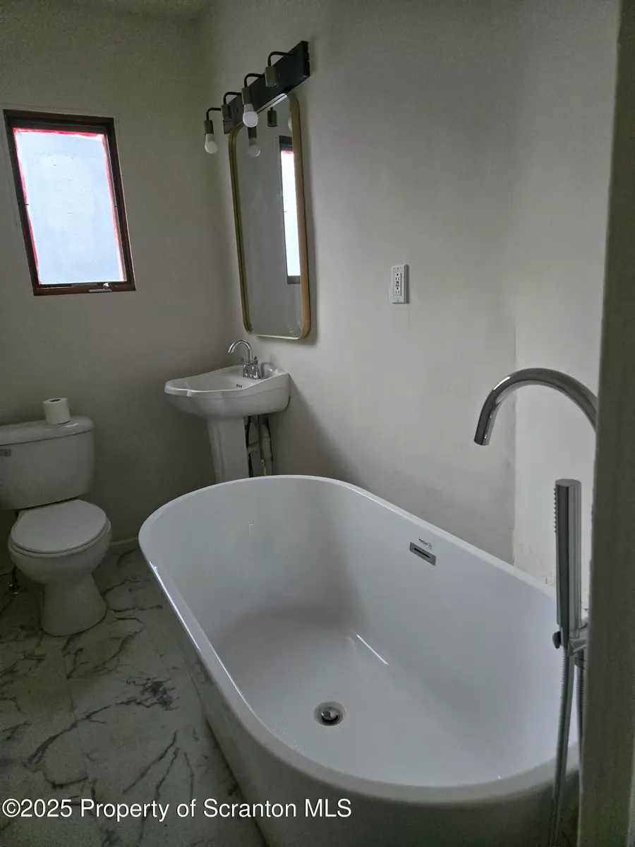 226 New York Street, Scranton, PA 18509 - Image #2