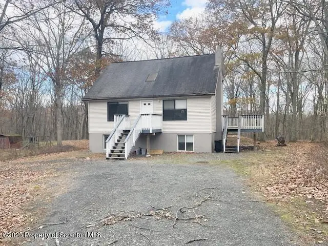 1369 Bear Drive, Bushkill, PA 18324 - #1