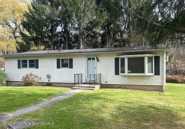 10 Bailey Road, Nicholson, PA 18446