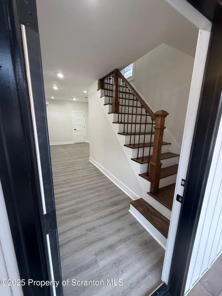 1105 Quincy Avenue, Dunmore, PA 18510 - Image #3