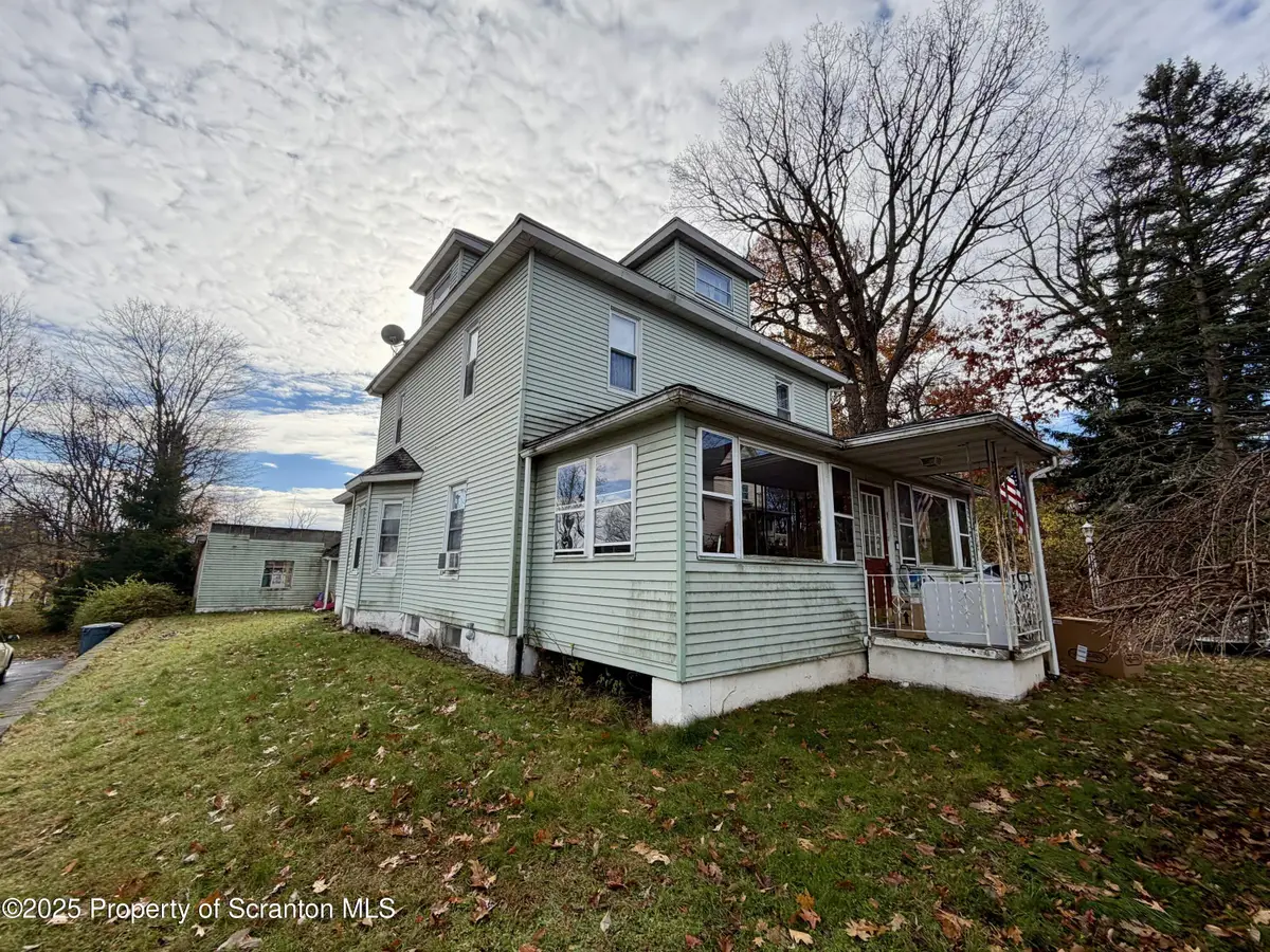 327 Greenwood Avenue, Clarks Summit, PA 18411 - Image #1