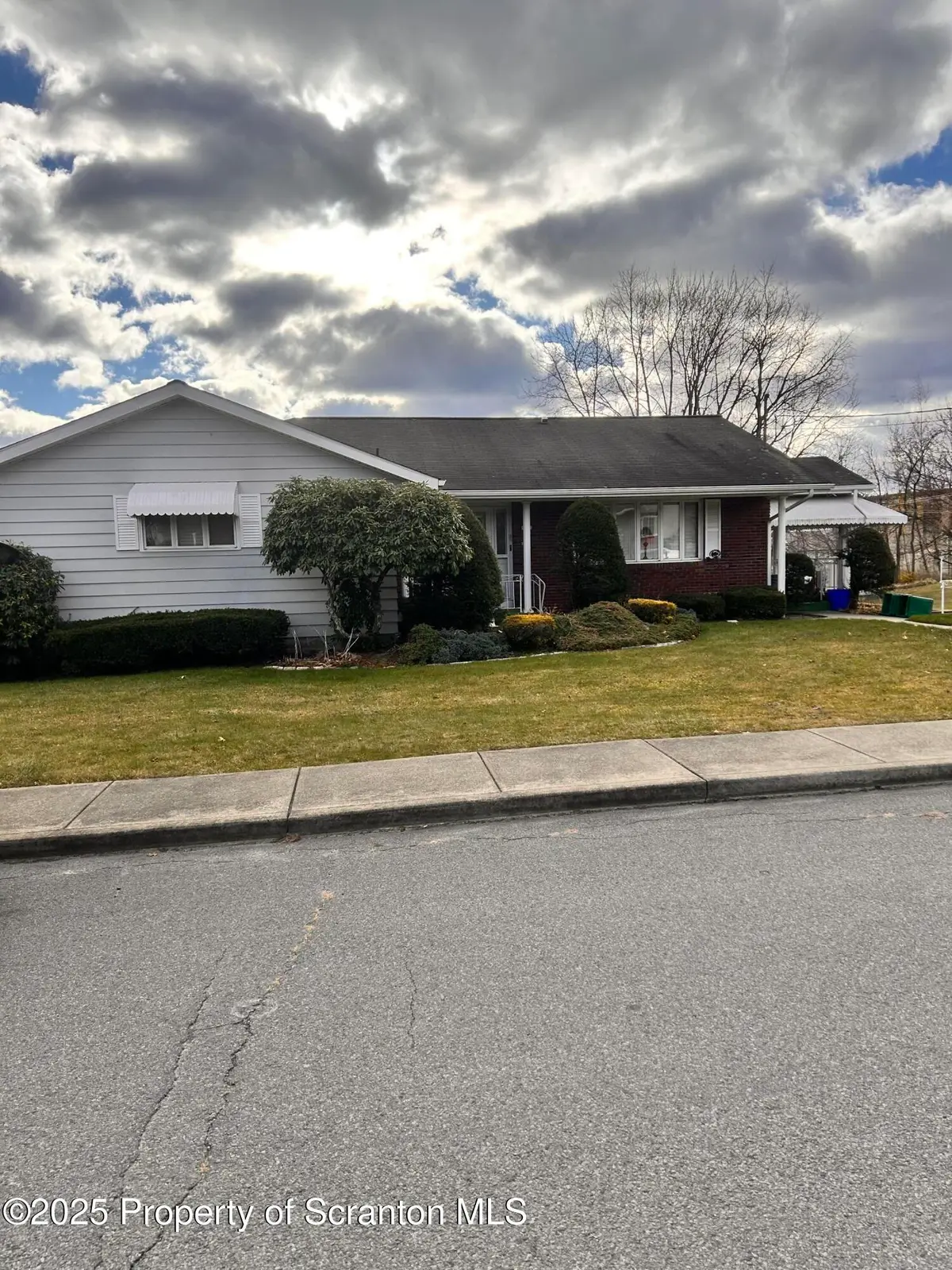 417 Riley Street, Old Forge, PA 18518 - Image #1