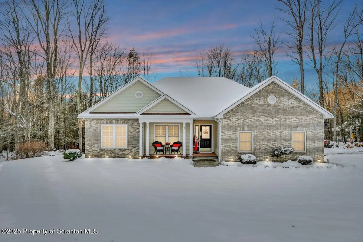 106 Brookview Lane, Greentown, PA 18426 - Image #1