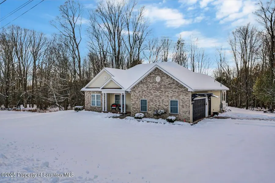 106 Brookview Lane, Greentown, PA 18426 - Image #3