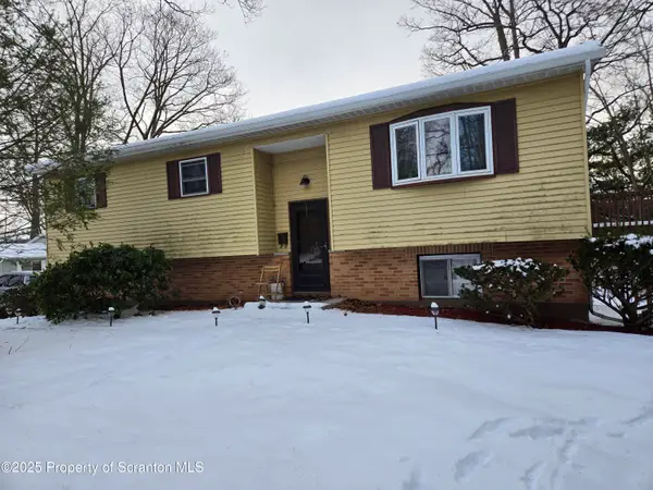 300 Earl Street, Clarks Summit, PA 18411