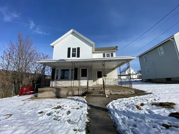 907 E Drinker Street, Dunmore, PA 18512