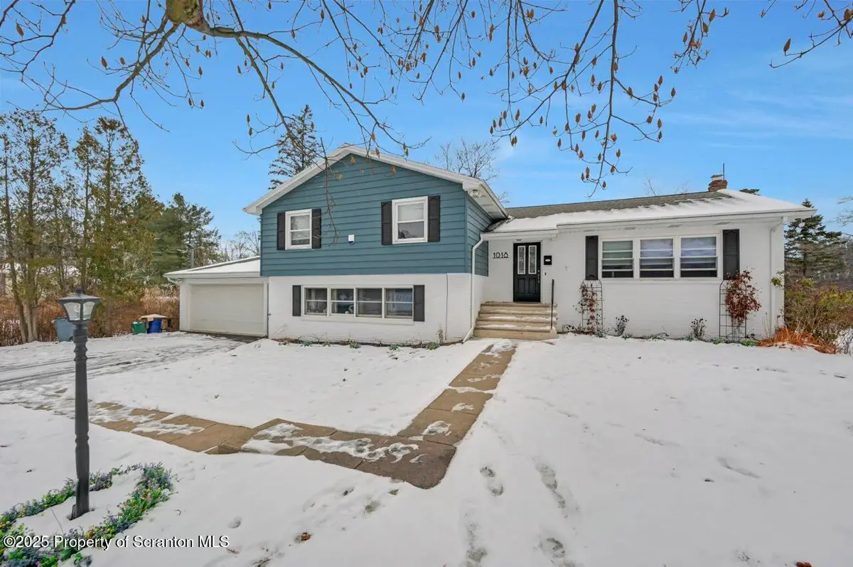 1018 Sleepy Hollow Road, Clarks Summit, PA 18411 - Image #1