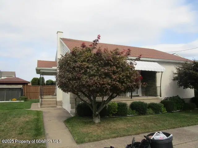 421 W Mary Street, Old Forge, PA 18518 - Image #2