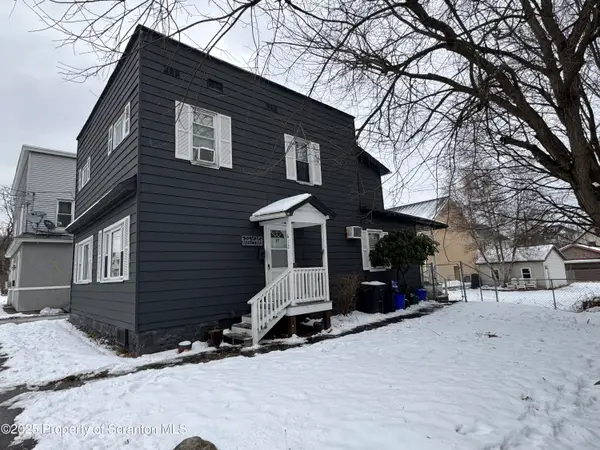 612 Academy Street, Peckville, PA 18452