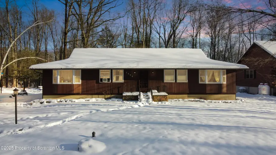 3908 Navaho Lane, Lake Ariel, PA 18436 - Image #3