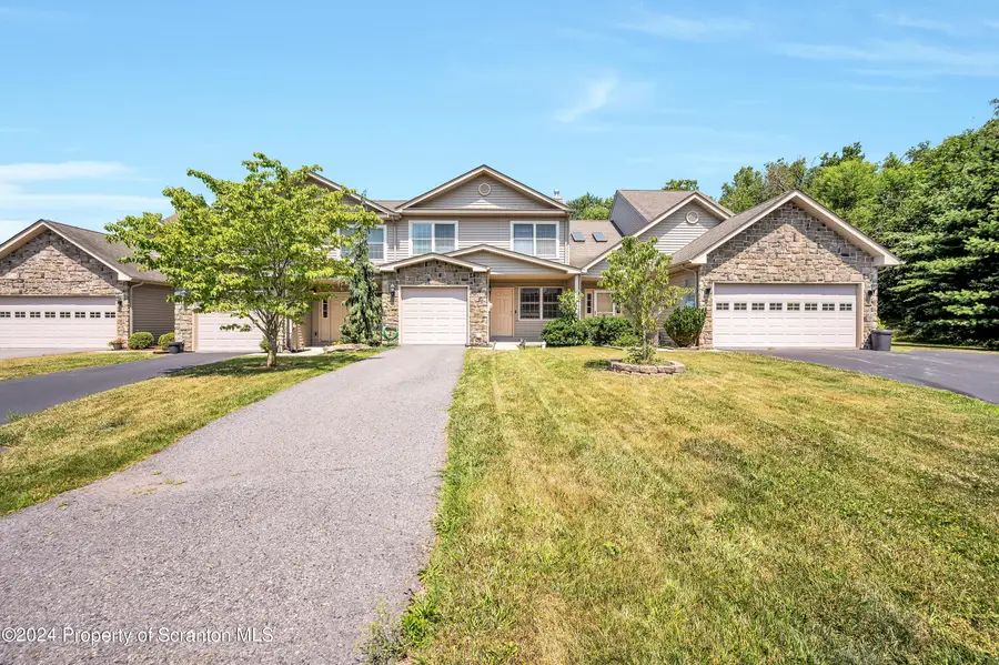 14 Fiore Court, Duryea, PA 18642 - Image #3