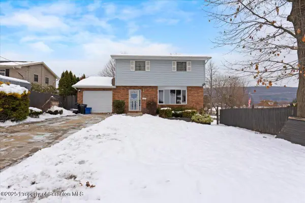 211 New Street, Duryea, PA 18642