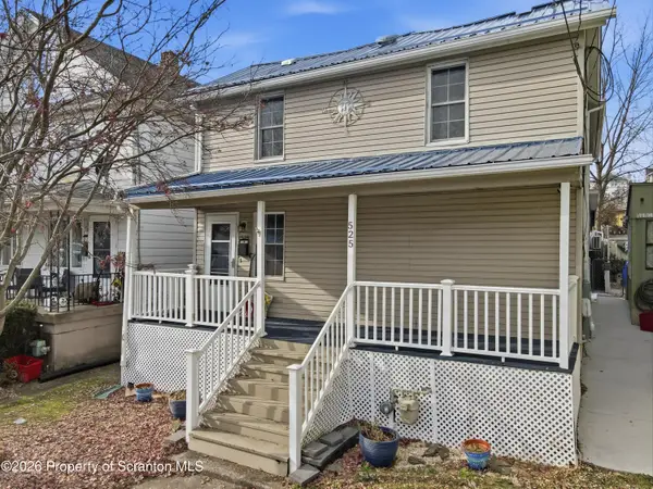 525 N Hyde Park Avenue, Scranton, PA 18504