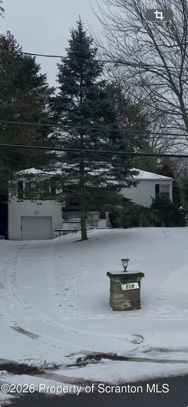 218 Lake Scranton Road, Scranton, PA 18505