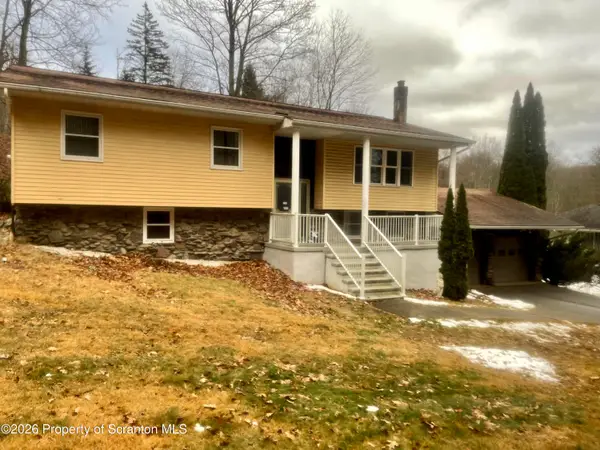 1677 Beaver Pond Road, Clarks Summit, PA 18411