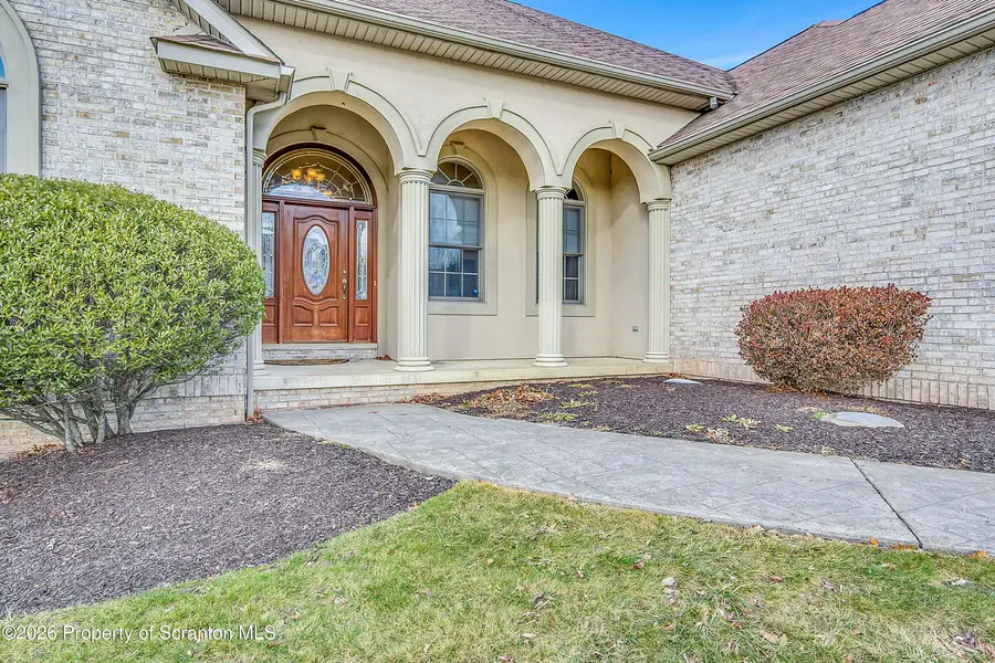 327 Glenmaura Drive, Moosic, PA 18507 - Image #2